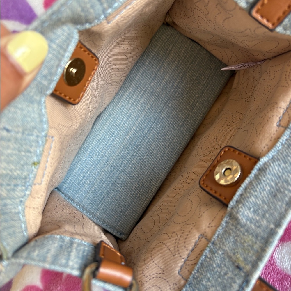 🌸True Religion Mini Tote🌸 - Picture 4 of 5